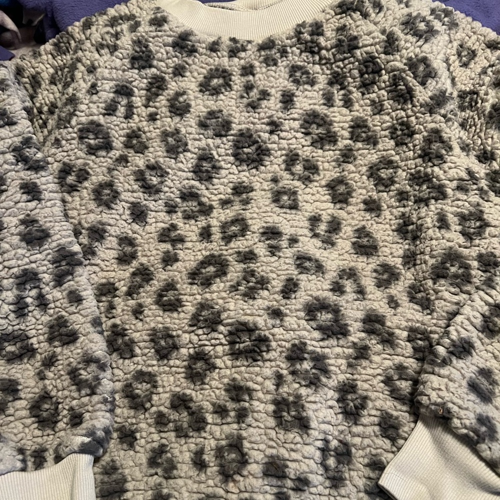 Leopard Sherpa sweatshirt